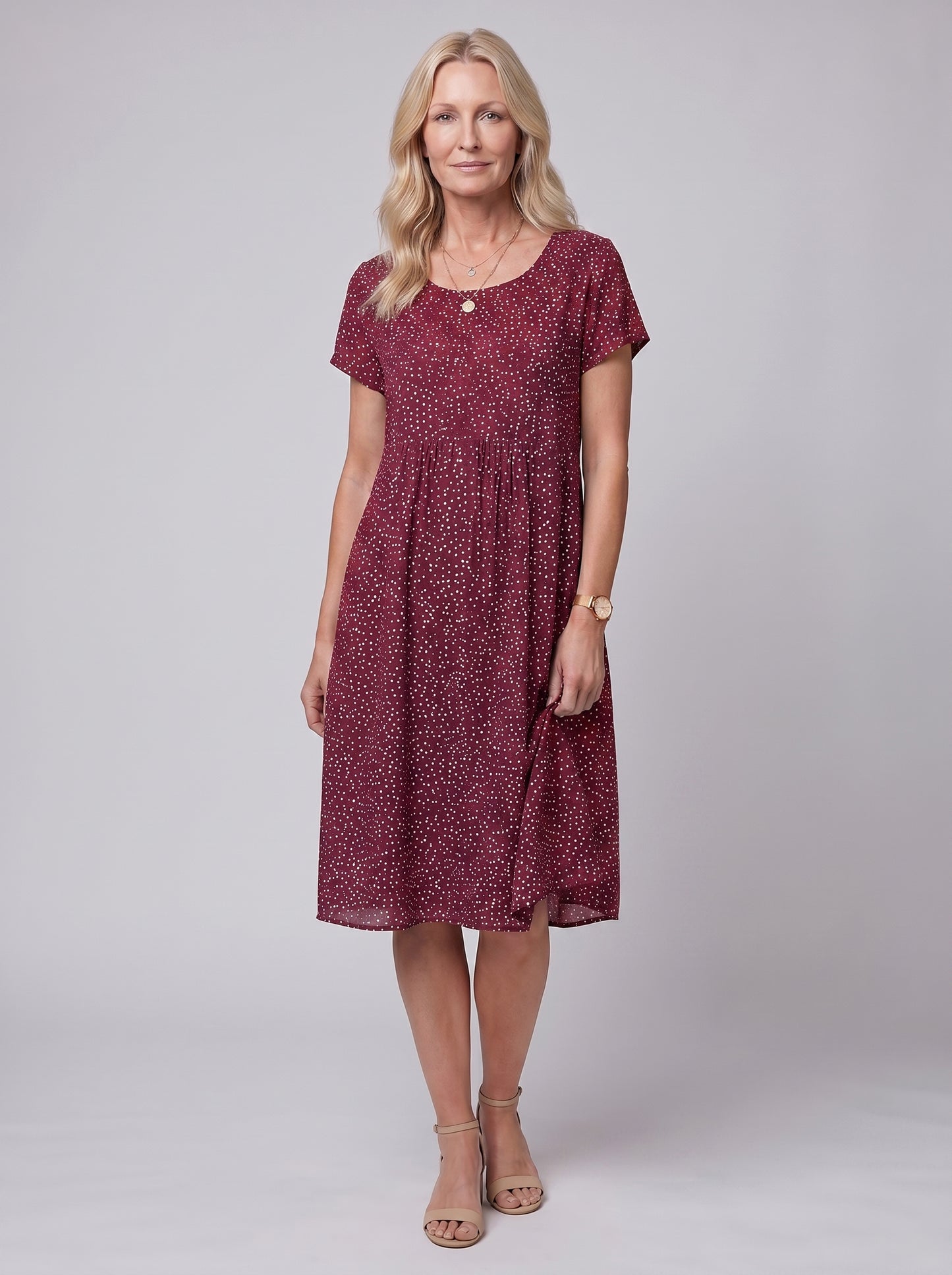 Clara - Floral Midi Sundress with V-Neck and Short Sleeves — Red_front