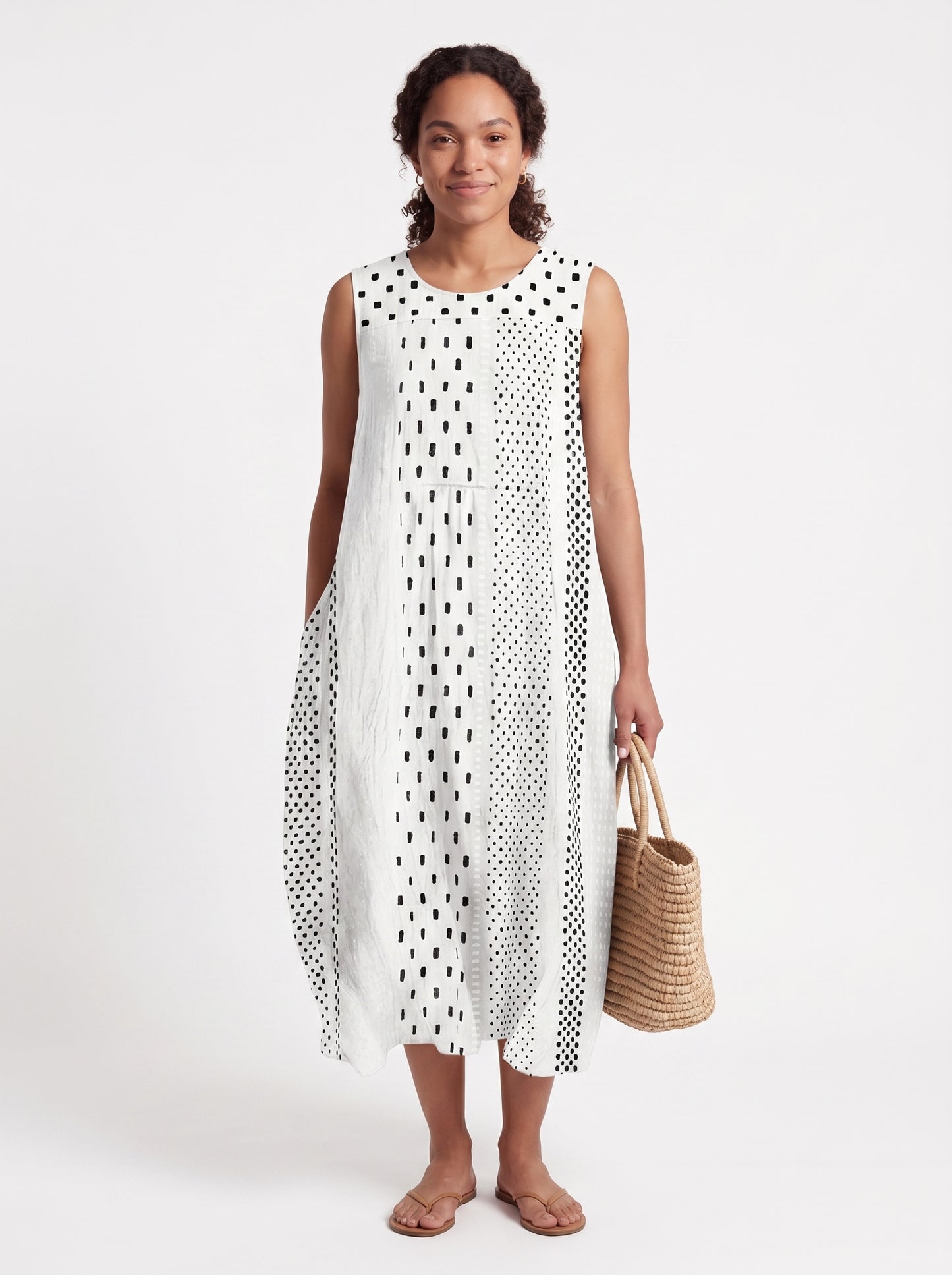 Lea | Effortless Polka Dot Maxi Sundress with Side Pockets — front