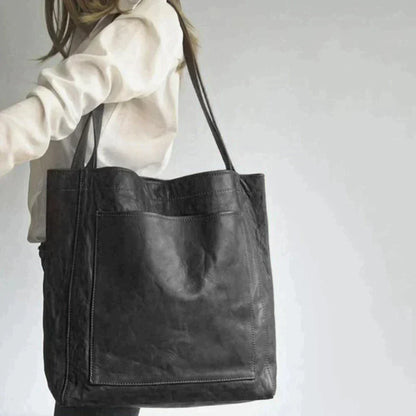 Lorena - Modern and elegant leather bag