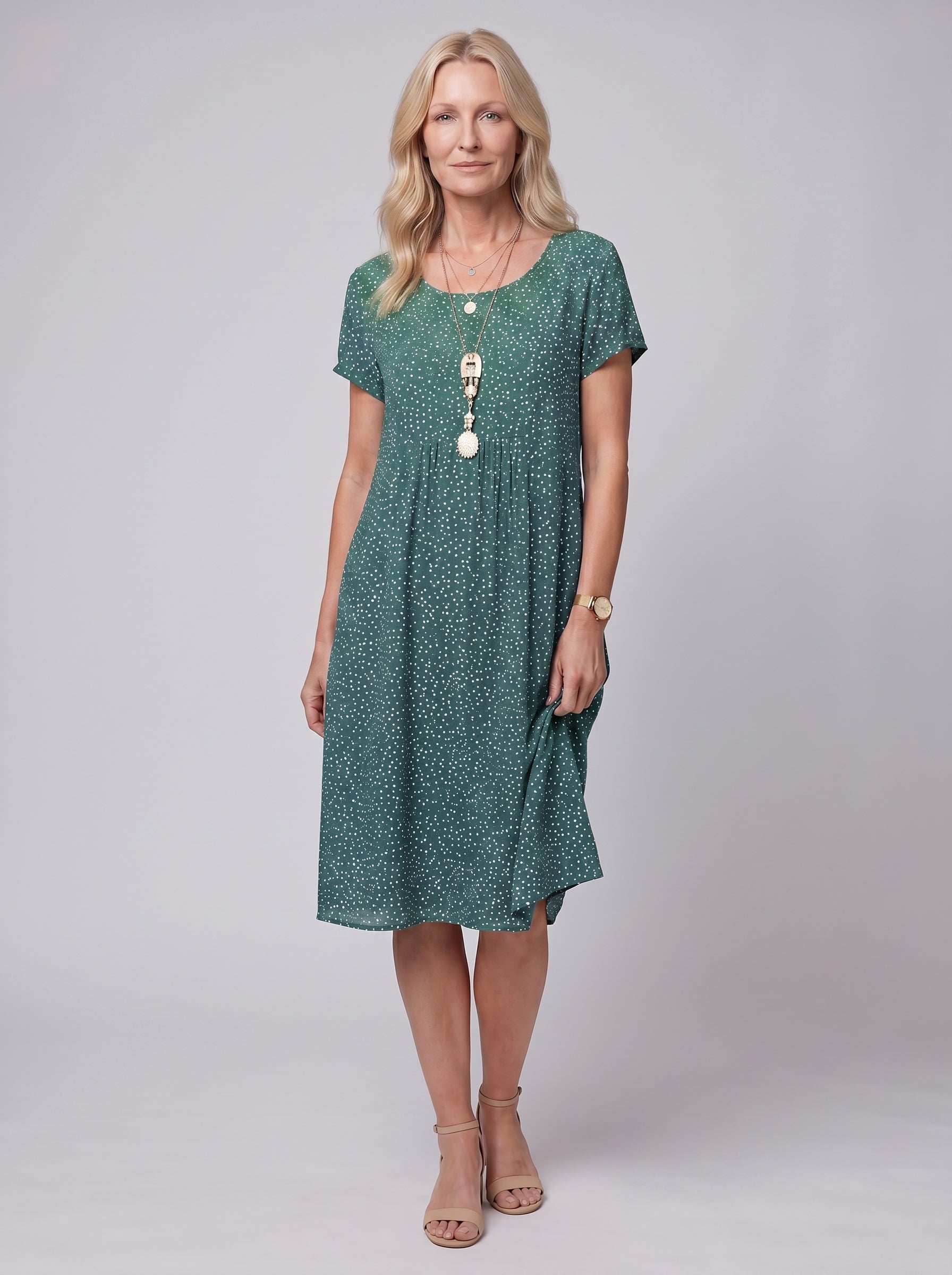 Clara - Floral Midi Sundress with V-Neck and Short Sleeves — Green_front