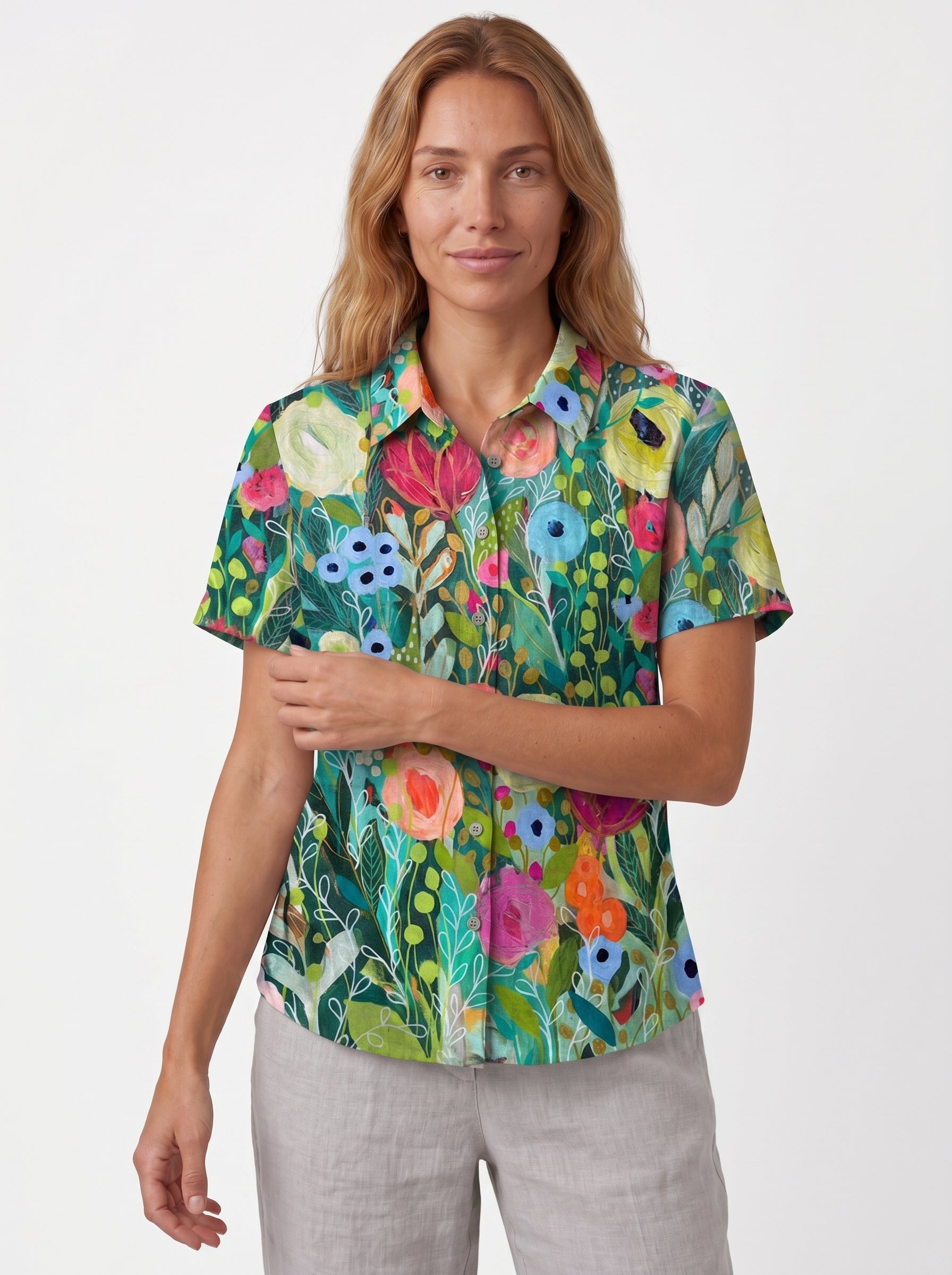 Eva | Floral Print Short Sleeve Top with V-Neck — front