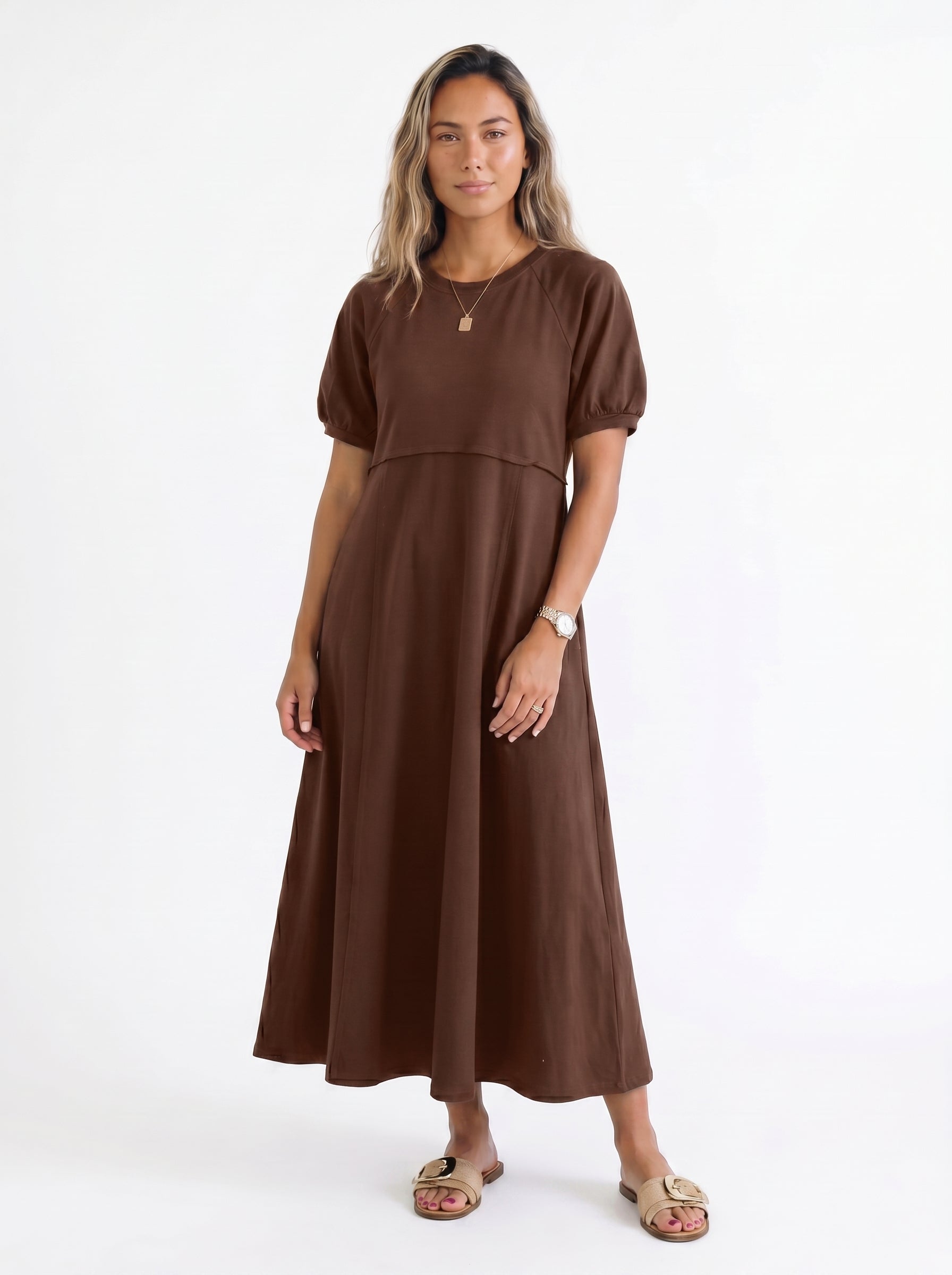 Reese - Maxi Dress with Puff Sleeves and Round Neckline — Brown_front