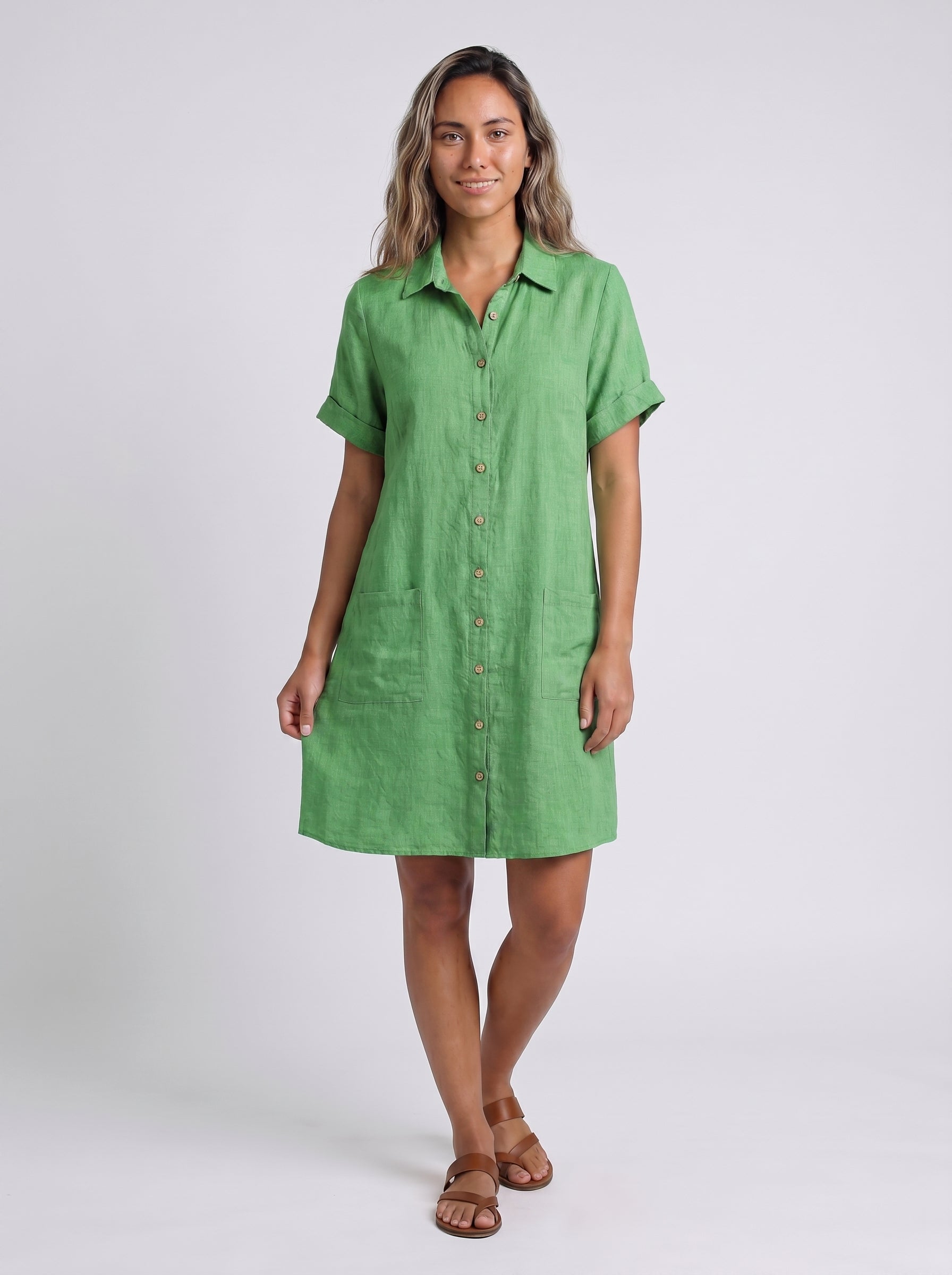 Remy - Midi Shirt Dress with Button Front and Patch Pockets — Green_front