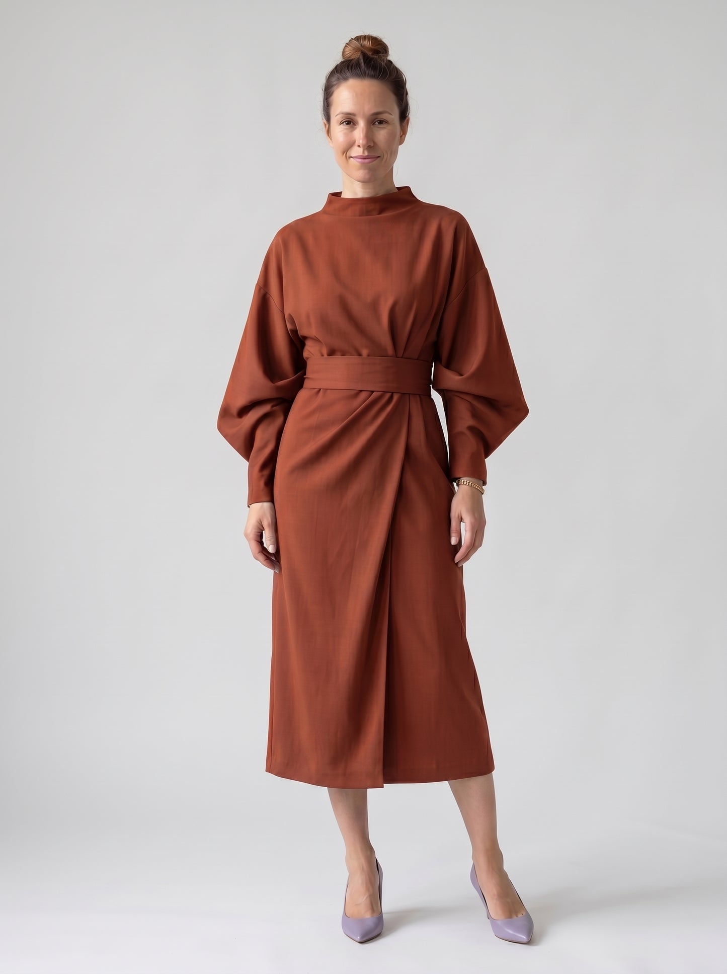 Vera | Elegant Maxi Dress with Belted Waist & Wide Sleeves — Rust Brown_front