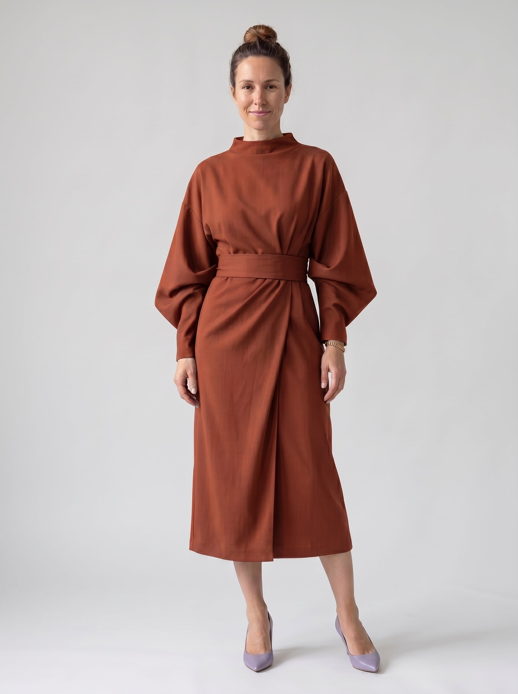 Vera | Elegant Maxi Dress with Belted Waist & Wide Sleeves — Rust Brown_front